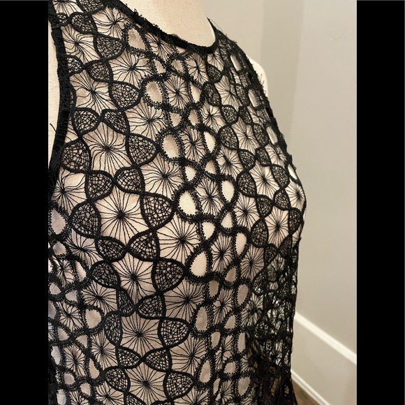 BRAND NEW W/TAGS GORGEOUS BLACK LACE ZARA SLEEVELESS TOP! 😍 - Picture 9 of 10